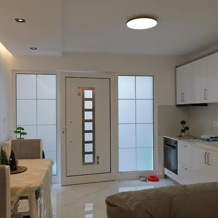 Apartment Fabiola Sarande
