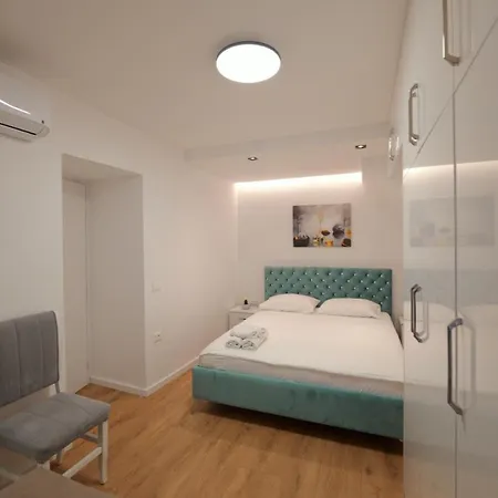 Fabiola Apartment *