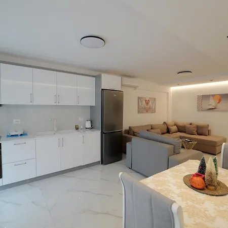 Fabiola Apartment *